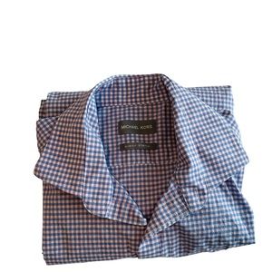 Michael Kors Men Shirt. Slim fit. Stretch. Size M (15 1/2 or 34/35). Like new.